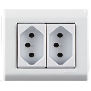 CAIXA SOBREPOR LIZFLEX BRA2 TOM 2PT 10A/250V.57304/012