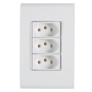 TOMADA LIZ BRANCO 4X2 TRIPLA  2PT 10A/250V REF. 57170076